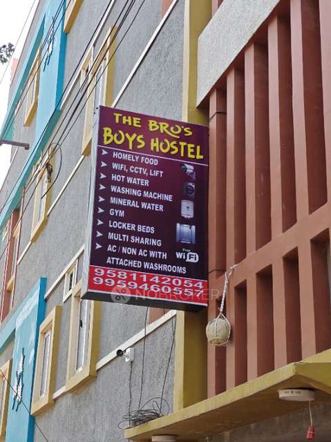 PG for Boys in Majarguda