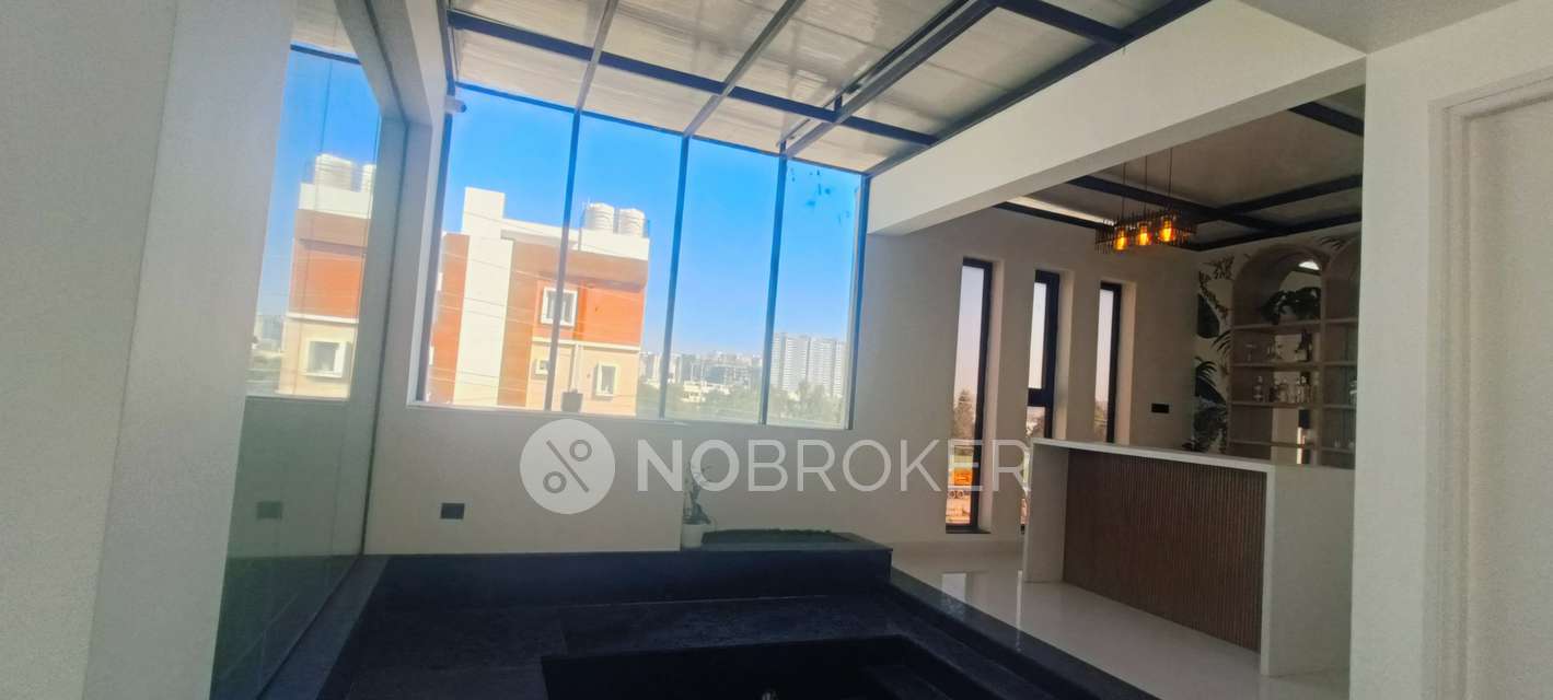 4+ BHK House For Sale  In Balagere Rd
