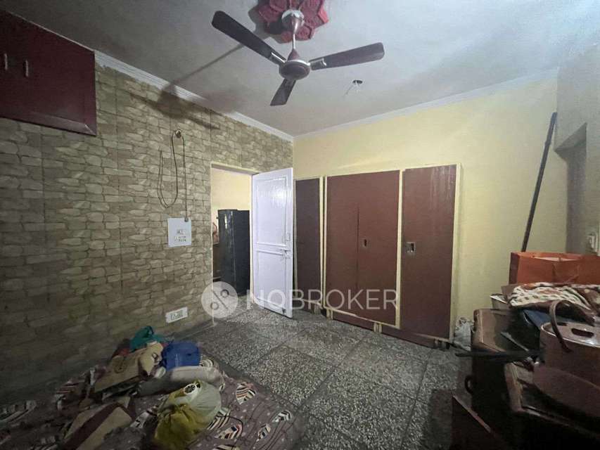 3 BHK Flat for Rent  In Mahavir Enclave
