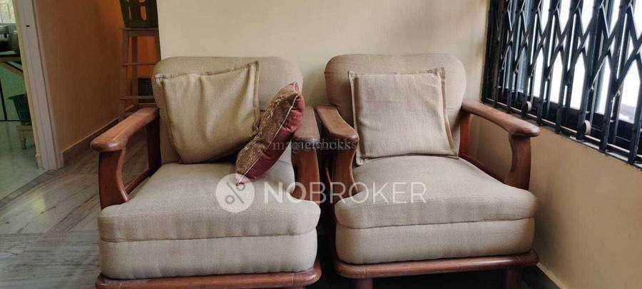 1 BHK Flat In Highland Park for Rent  In Kandivali West