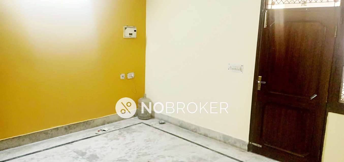 4+ BHK Flat In Elite For Sale  In Param Puri