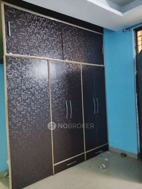 2 BHK Flat In Dlf Ankur Vihar For Sale  In Ghaziabad, Ghaziabad District, India