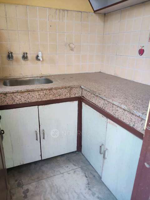 2 BHK Flat In Sb For Sale  In Rohini