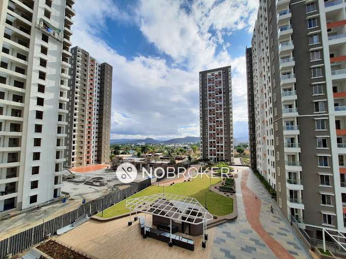 Shared Room for Female In 2 BHK  In Vilas Yashone In Hinjewadi