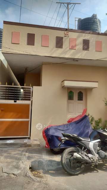1 BHK House for Rent  In  Basaweshwara Nagar,