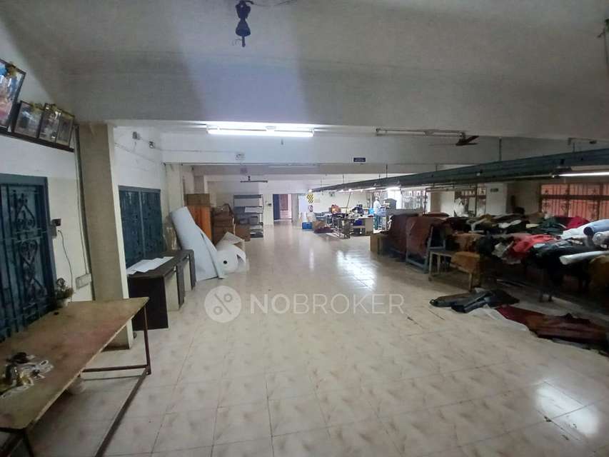 Industrial Building in Vadapalani, Chennai for Rent 