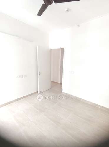 3 BHK Flat In 14th Avenue Gaur City 2 For Sale  In 14th Avenue Gaur City 2