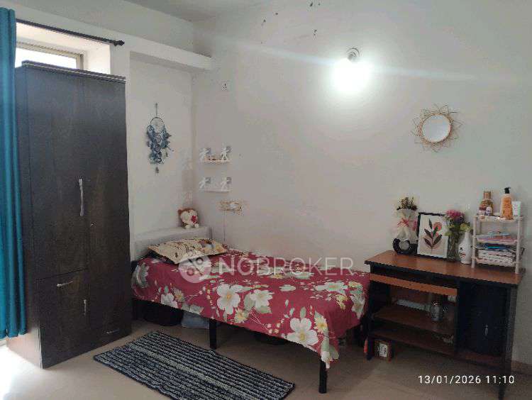 Single Room for Female In 3 BHK  In Venkatesh Park Apartment  In Pashan