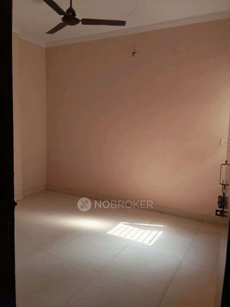 2 BHK Flat In Punjabi Gali Rwa for Rent  In Sarai Pipal Thala