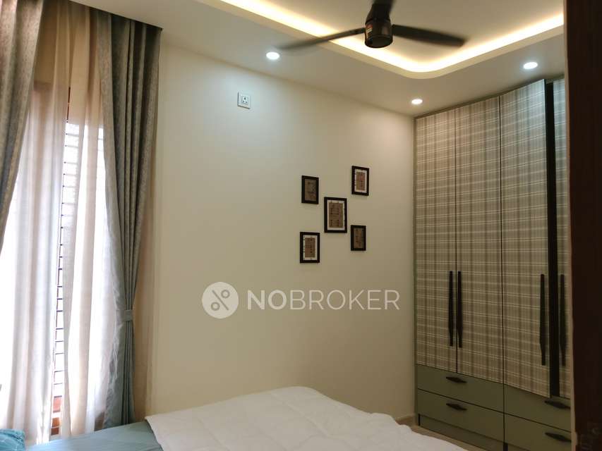 4 BHK Flat For Sale  In 1st Block Vishweshwaraiah Layout