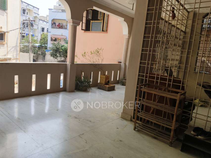 4+ BHK Flat For Sale  In Madinaguda