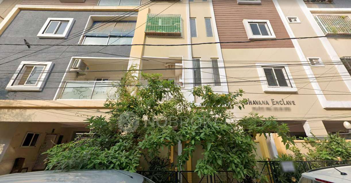 4+ BHK Flat For Sale  In Madinaguda