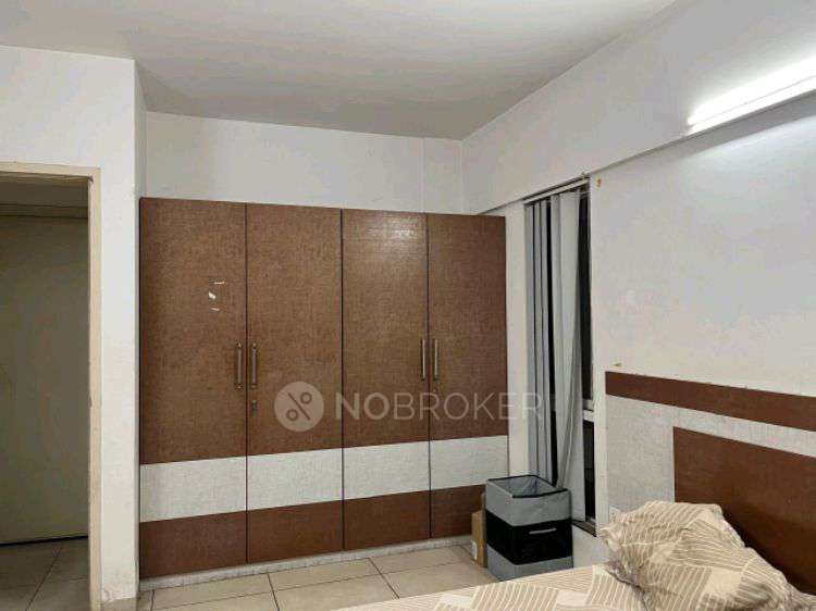 Single Room for Male In 3 BHK  In Kolte Patil 24k Glitterati 2 In Pimple Nilakh