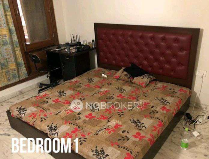 2 BHK Flat In Royal White House Apartment For Sale  In Vasant Kunj