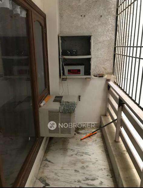 2 BHK Flat In Royal White House Apartment For Sale  In Vasant Kunj