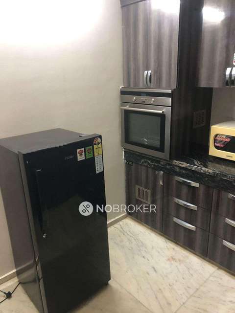 2 BHK Flat In Royal White House Apartment For Sale  In Vasant Kunj