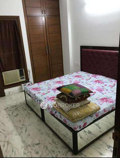 2 BHK Flat In Royal White House Apartment For Sale  In Vasant Kunj