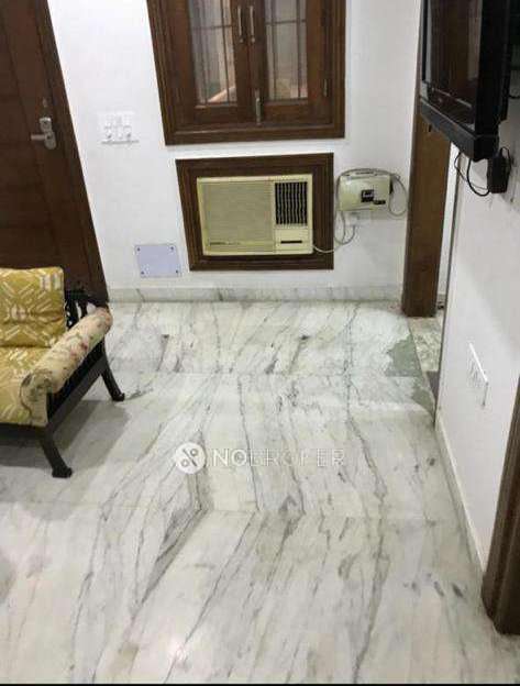 2 BHK Flat In Royal White House Apartment For Sale  In Vasant Kunj
