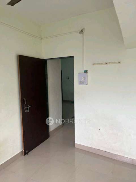 Single Room for Male In 2 BHK  In Tingre Nagar