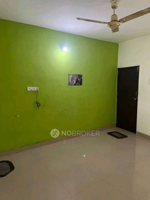 Single Room for Male In 2 BHK  In Tingre Nagar