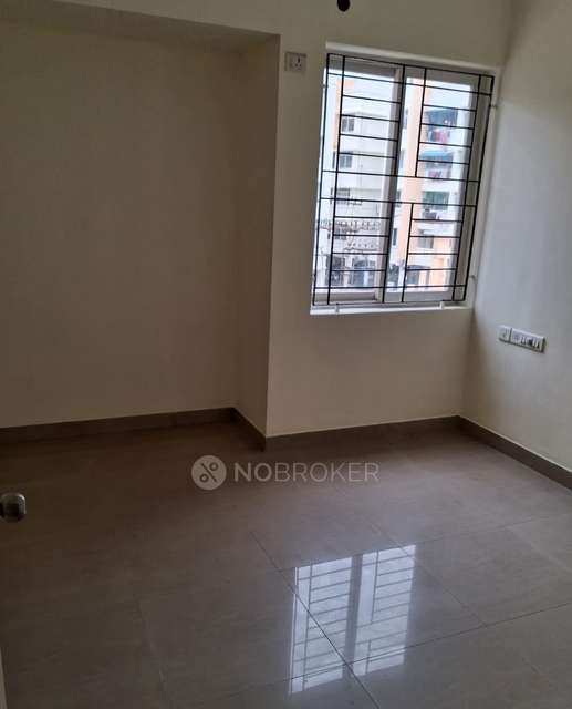 2 BHK Flat In Prince Village Phase Ii, Tondiarpet For Sale  In Tondiarpet