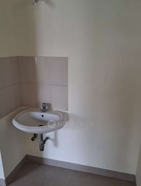 2 BHK Flat In Prince Village Phase Ii, Tondiarpet For Sale  In Tondiarpet