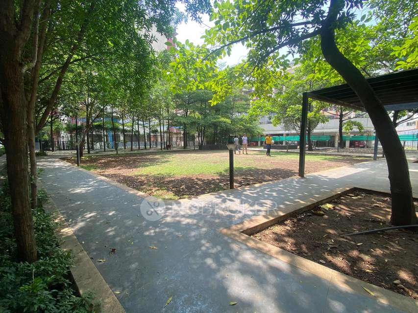 2 BHK Flat In Palladium Plus for Rent In Dhanori