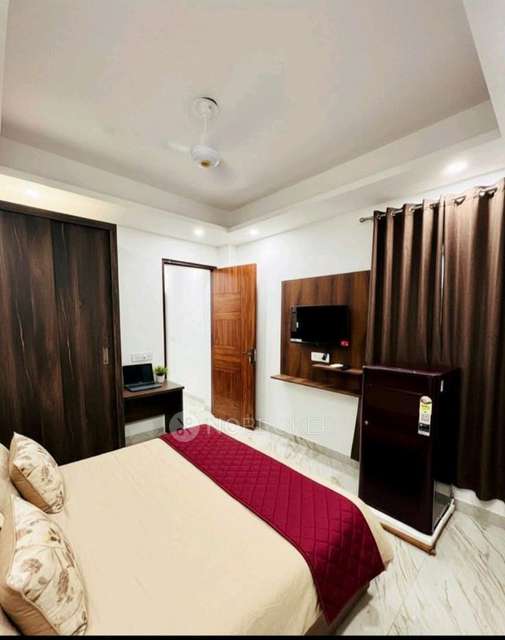 1 BHK Flat In Apartment for Rent  In Bandra  East 