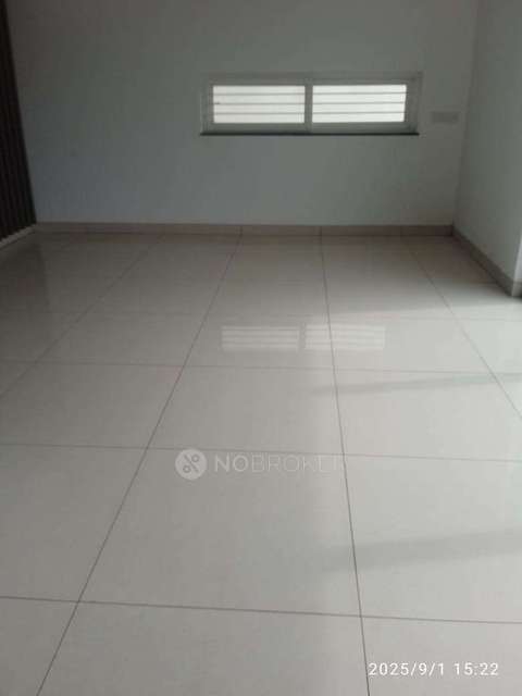 4+ BHK Flat In Appartment For Sale  In Saidapet