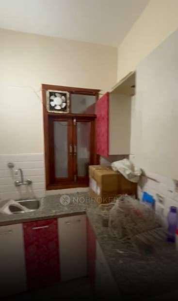 1 BHK Flat In Nirmal Medical Centre Main Ignou Road for Rent  In Nirmal Medical Centre