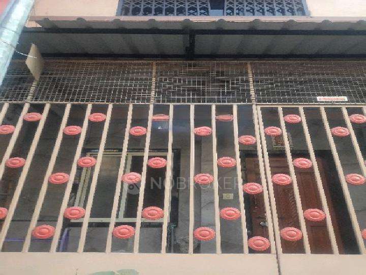 PG for Girls in Kasba Peth