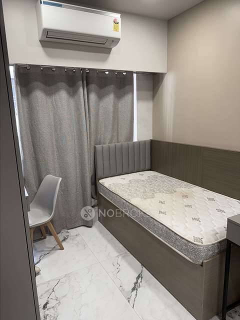 PG for Boys in Saat Rasta