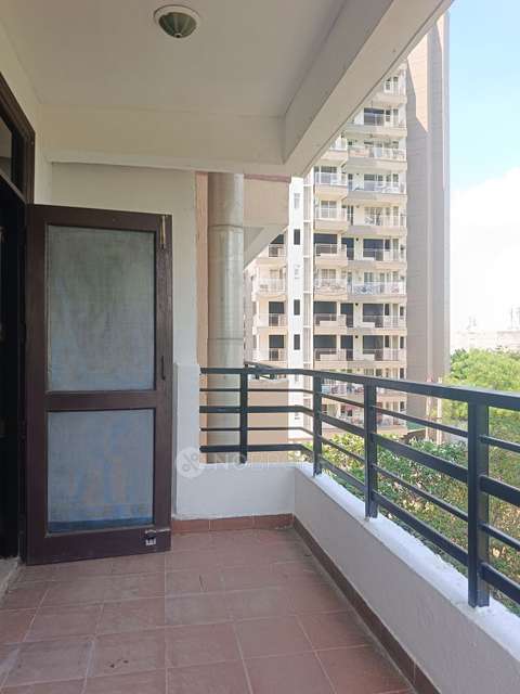 4 BHK Flat In Prithvi Apartments for Rent  In Sector 52
