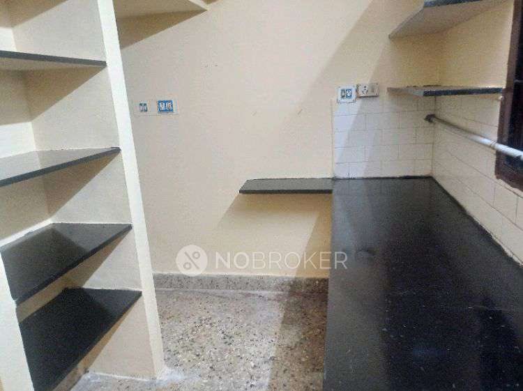 2 BHK Flat In Sri Mahalakshmi Apartments for Rent  In Adambakkam, Chenna