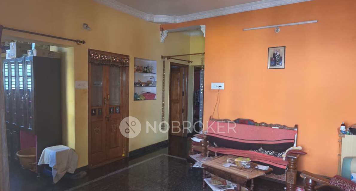 4+ BHK Flat For Sale  In Laggere