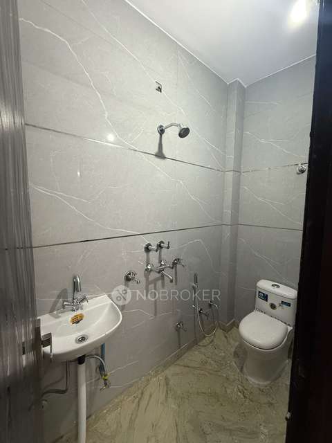 2 BHK Flat In Subhash Nagar For Sale  In Subhash Nagar