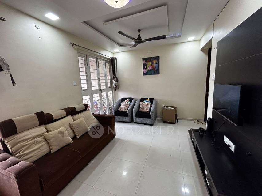 Single Room for Female In 2 BHK  In La Melosa In Wakad