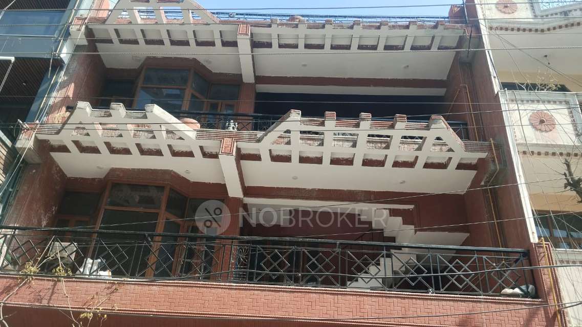 3 BHK Flat for Rent  In Sector 15