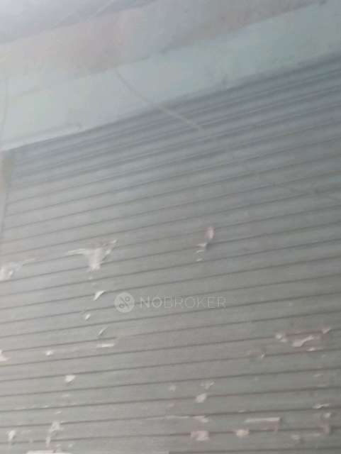 Shop in Kotla Mubarakpur, Delhi for Rent 