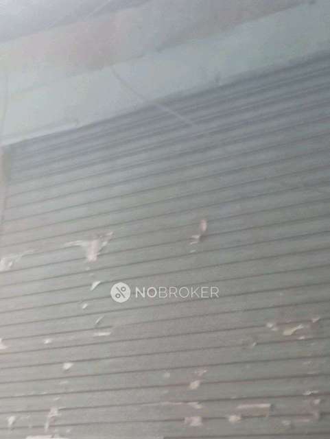 Shop in Kotla Mubarakpur, Delhi for Rent