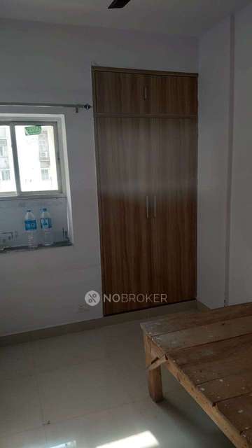 1 BHK Flat In Golf View Apartments  for Rent  In Dwarka