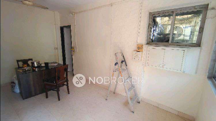 1 BHK Flat In Vishwageet Apartment, Andheri West For Sale  In Andheri West