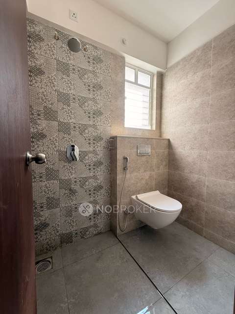 2 BHK Flat In Kolte Patil Little Earth for Rent  In Kiwale