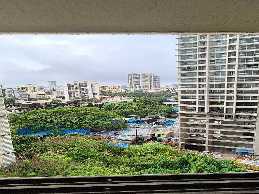 2 BHK Flat In Lotus Sky Garden For Sale  In Kandivali West