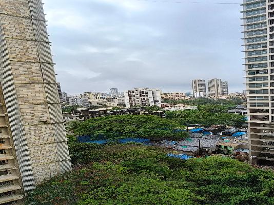 2 BHK Flat In Lotus Sky Garden For Sale  In Kandivali West