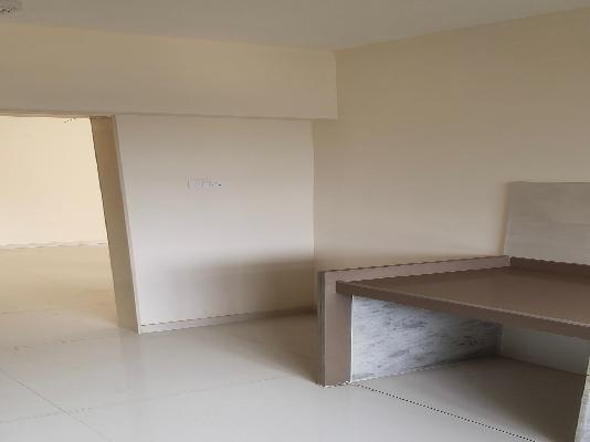 2 BHK Flat In Lotus Sky Garden For Sale  In Kandivali West