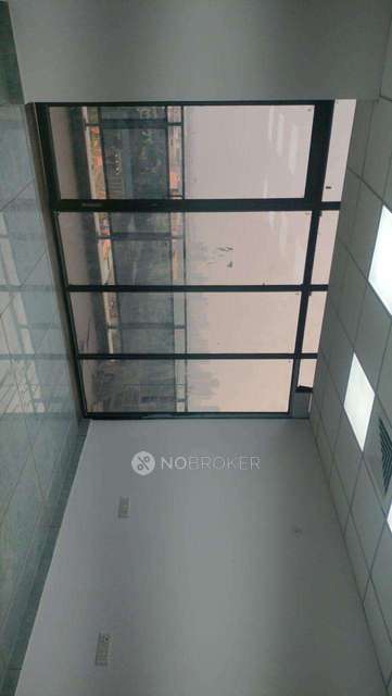 Office Space in I-thum's Galleria Mall, Greater Noida for Rent 