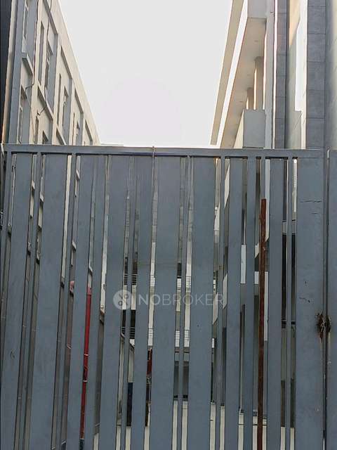 Industrial Building in Sector 83, Noida for Rent 