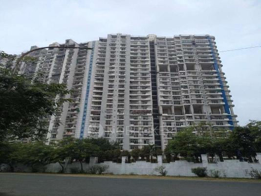 4 BHK Flat In Amrapali Titanium For Sale  In Sector 119
