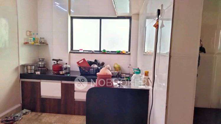 Single Room for Female In 2 BHK  In Sb In Somwar Peth